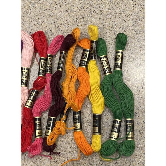Cross Stitch Floss Needle Work Embroidery Threads Lot 28 Piece Janlynn DMC - Picture 5 of 5